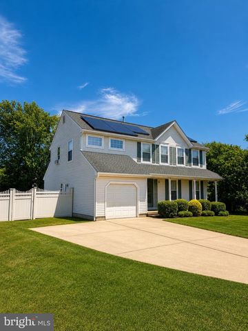 7 HAWTHORN WAY, Clayton, NJ 08312