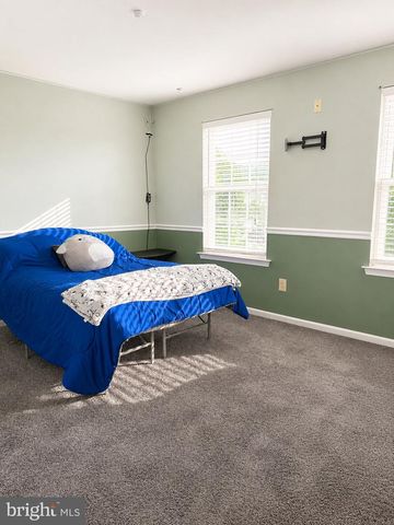 7 HAWTHORN WAY, Clayton, NJ 08312