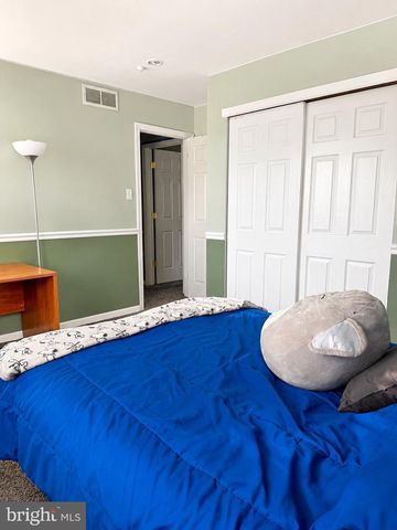 7 HAWTHORN WAY, Clayton, NJ 08312