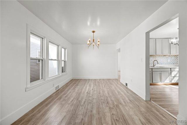 31 Chadduck Avenue, Buffalo, NY 14207