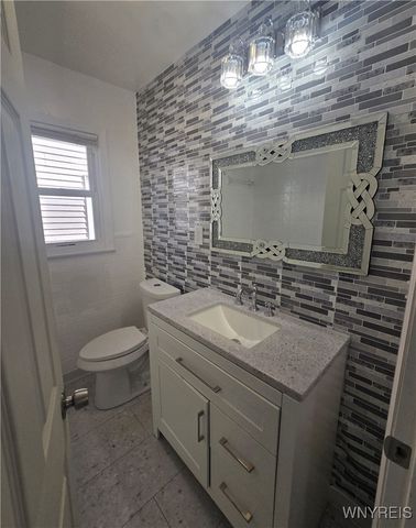 31 Chadduck Avenue, Buffalo, NY 14207