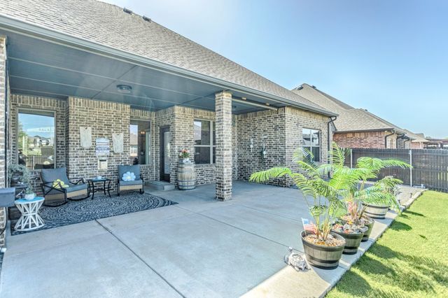 4725 MUSTANG PARK Boulevard, Mustang, OK 73064