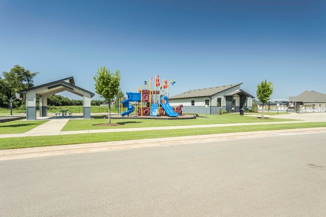 4725 MUSTANG PARK Boulevard, Mustang, OK 73064