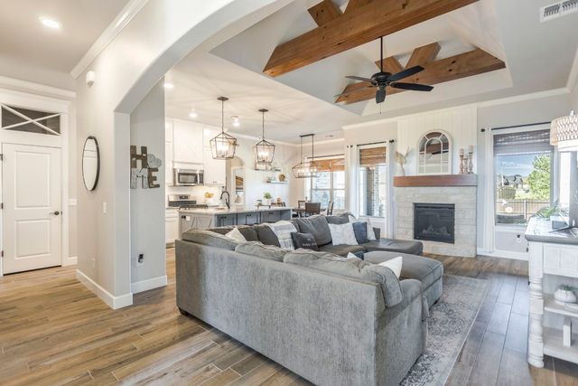 4725 MUSTANG PARK Boulevard, Mustang, OK 73064