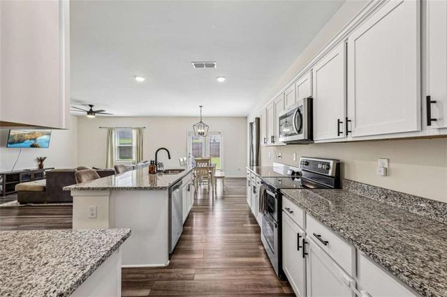 222 Knightsbridge Lane, Winder, GA 30680