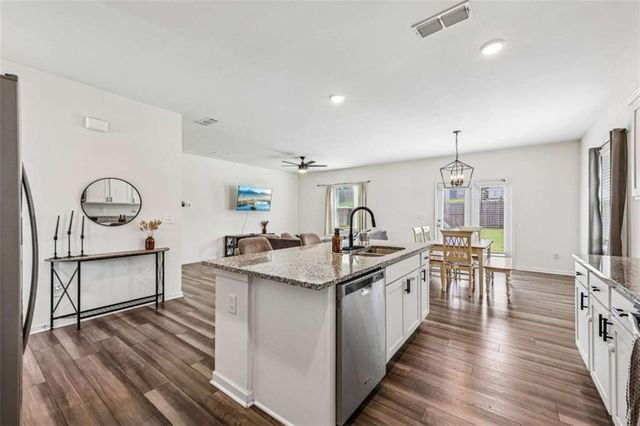 222 Knightsbridge Lane, Winder, GA 30680