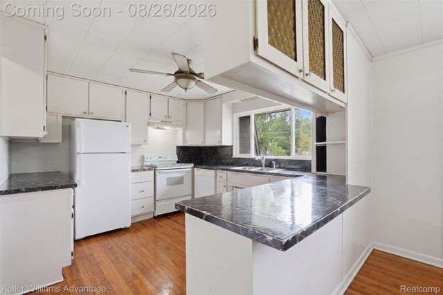 23589 Van Born Road, Taylor, MI 48180