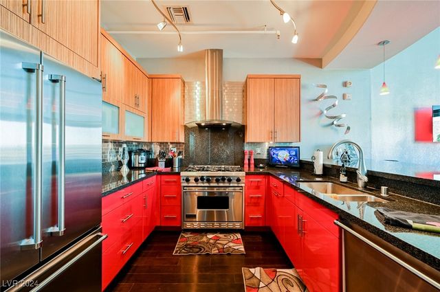 11441 Allerton Park Drive 214, Las Vegas, NV 89135