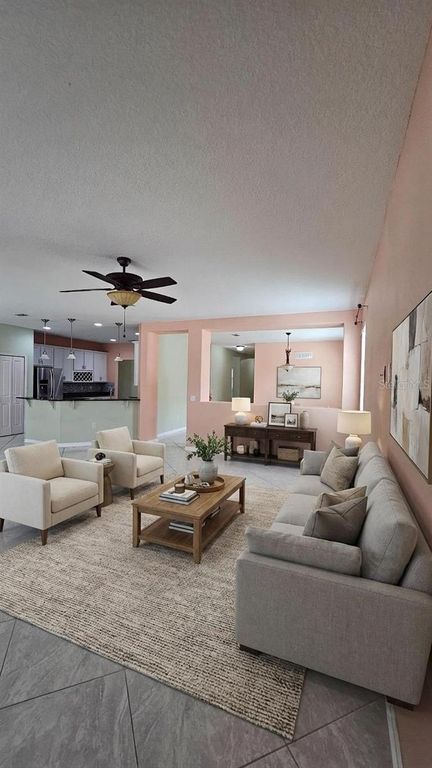 Image 5 of property listing at 11114 HARTFORD FERN DRIVE, Riverview, FL 33569