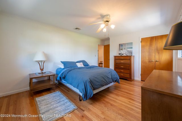 10 Seawood Way, Spring Lake, NJ 07762