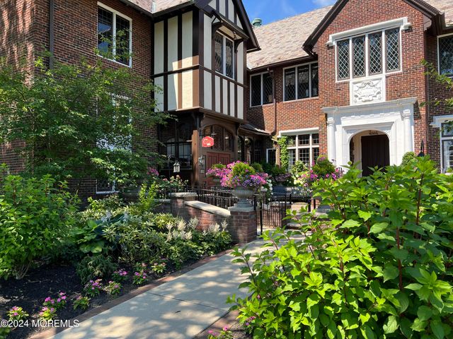 10 Seawood Way, Spring Lake, NJ 07762