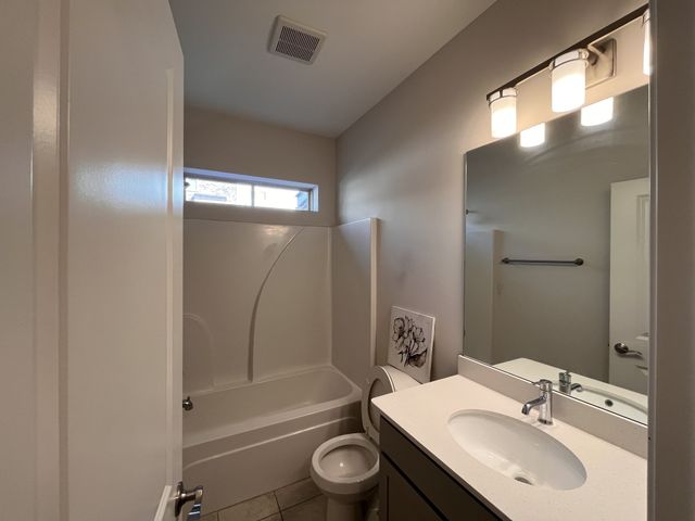 1021 Vida Way Apt 101, Nolensville, TN 37135