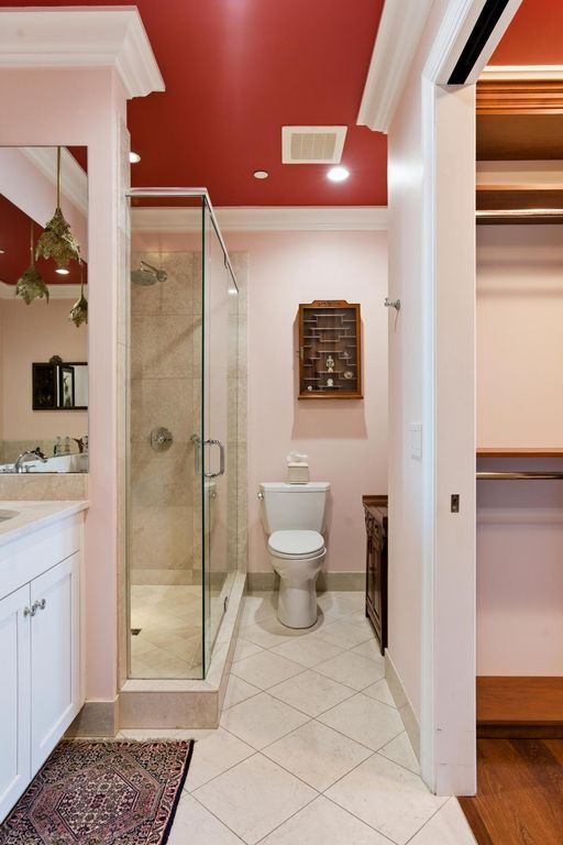 Image 22 of property listing at 2 Laurens Street 3 E, Charleston, SC 29401