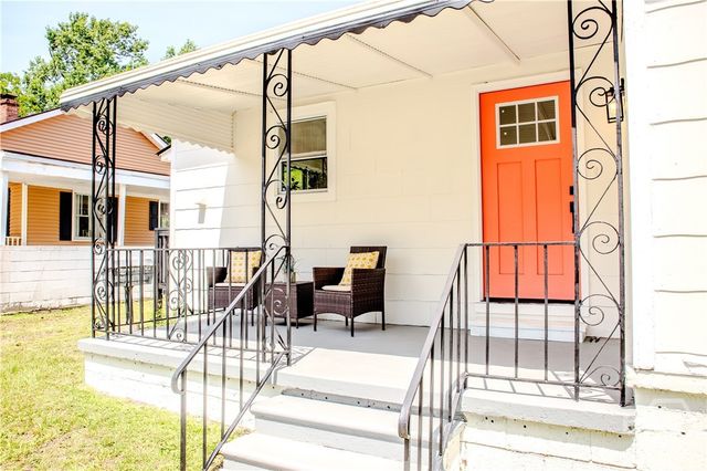 201 Lawton Avenue, Savannah, GA 31404