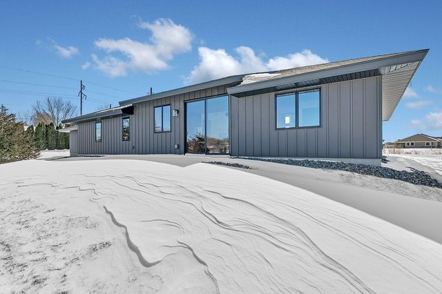 3401 Wildflower Road S, Saint Cloud, MN 56301