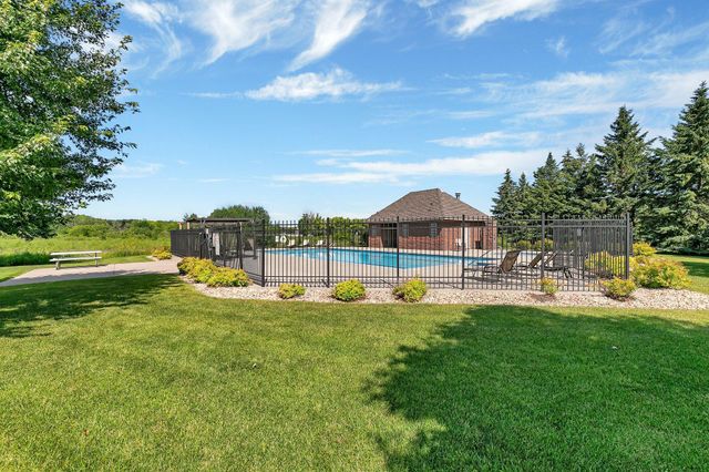 3401 Wildflower Road S, Saint Cloud, MN 56301