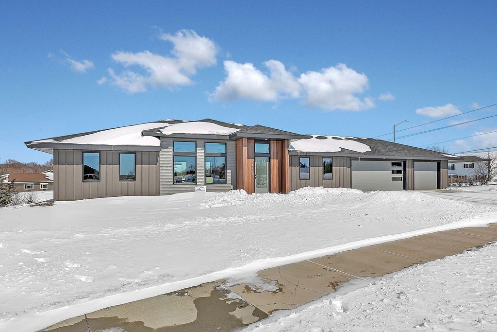 3401 Wildflower Road S, Saint Cloud, MN 56301