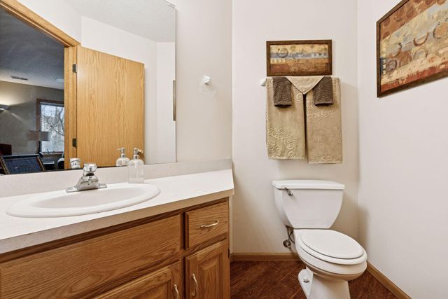 9487 Winslow N, Maple Grove, MN 55311
