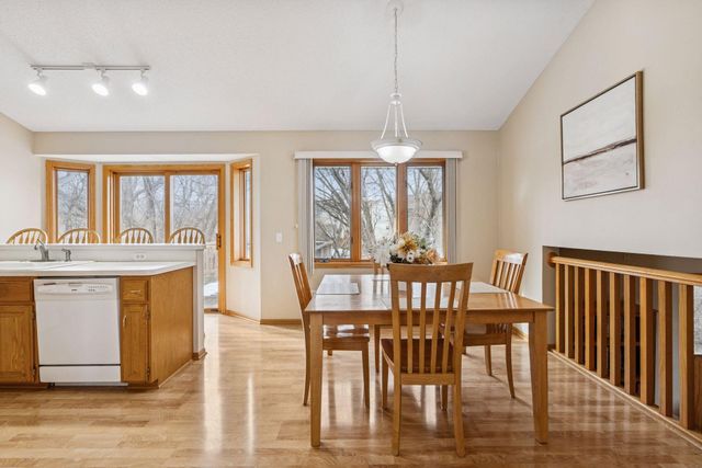 9487 Winslow N, Maple Grove, MN 55311