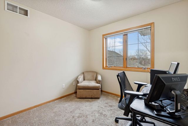 9487 Winslow N, Maple Grove, MN 55311