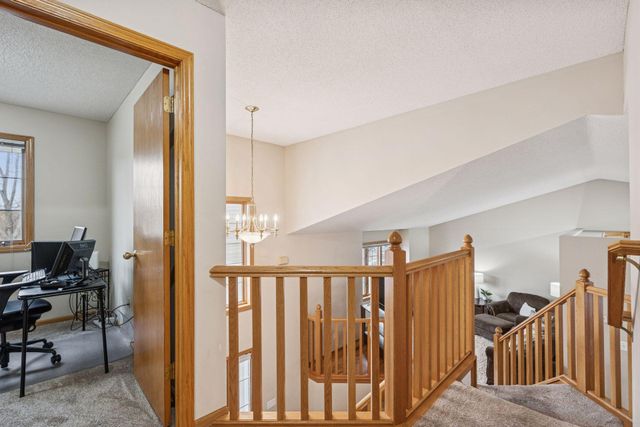 9487 Winslow N, Maple Grove, MN 55311