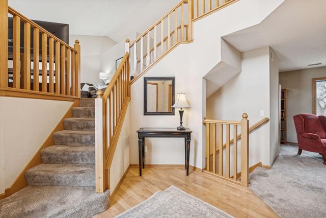 9487 Winslow N, Maple Grove, MN 55311