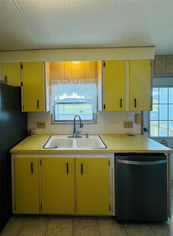 320 ALOHA DRIVE, Haines City, FL 33844