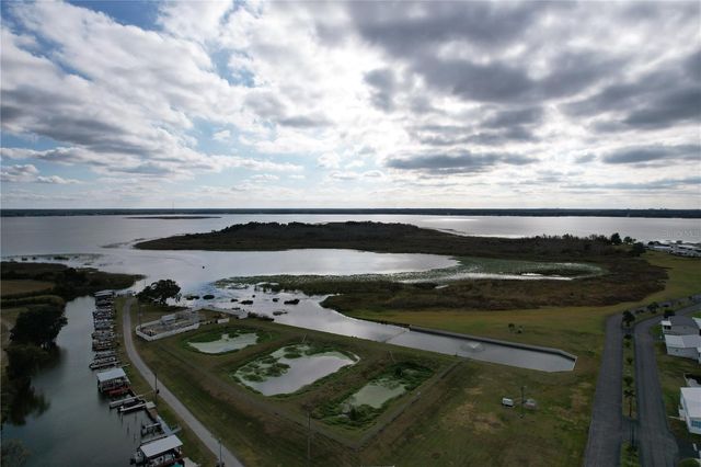 320 ALOHA DRIVE, Haines City, FL 33844