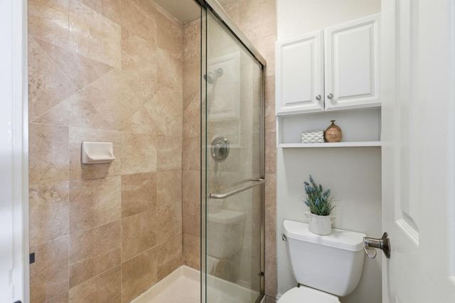 500 W Middlefield Road 20, Mountain View, CA 94043