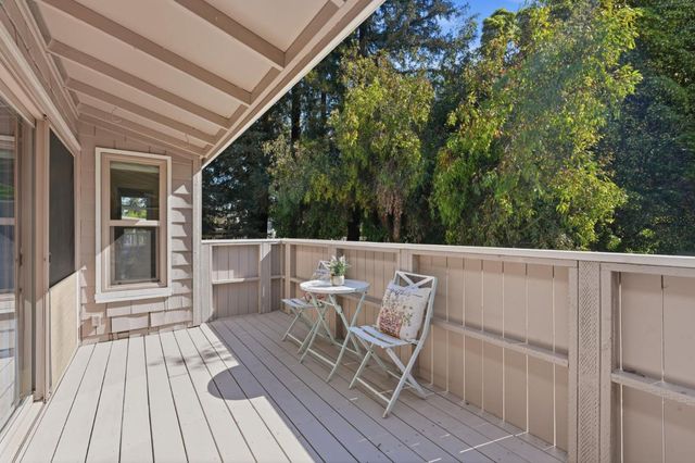 500 W Middlefield Road 20, Mountain View, CA 94043