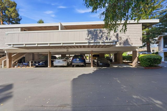 500 W Middlefield Road 20, Mountain View, CA 94043