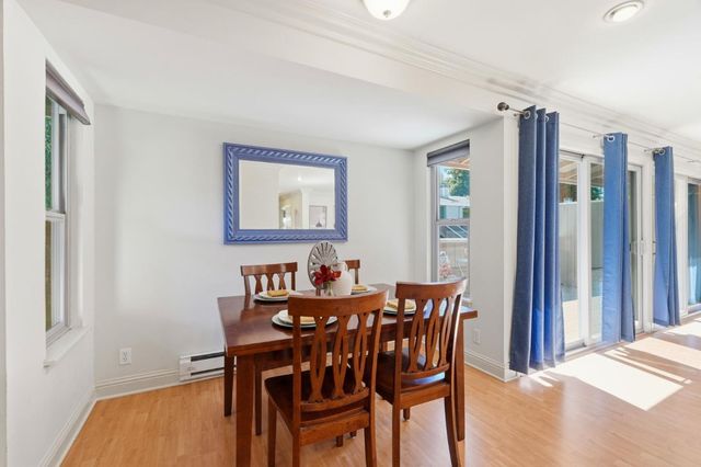 500 W Middlefield Road 20, Mountain View, CA 94043