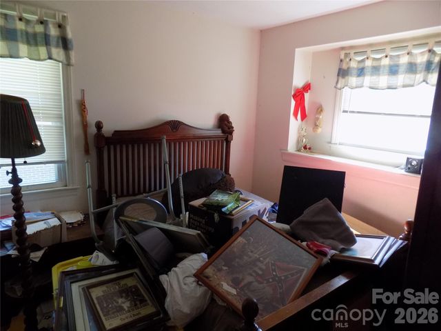 340 S Vine Street, Gastonia, NC 28052