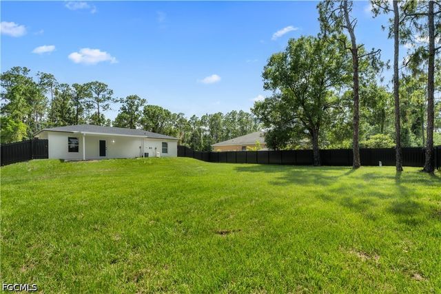 1055 Asther ST E, Lehigh Acres, FL 33974