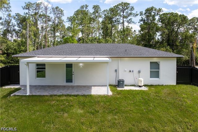 1055 Asther ST E, Lehigh Acres, FL 33974