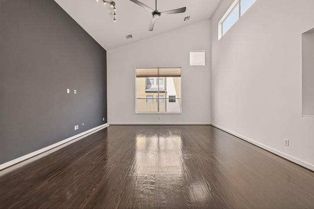 405 Meadow Street, Houston, TX 77020