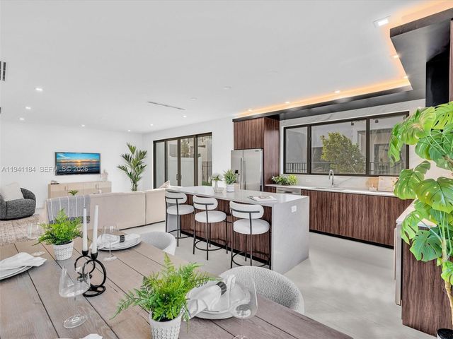 4665 SW 32nd Ave B1, Dania Beach, FL 33312