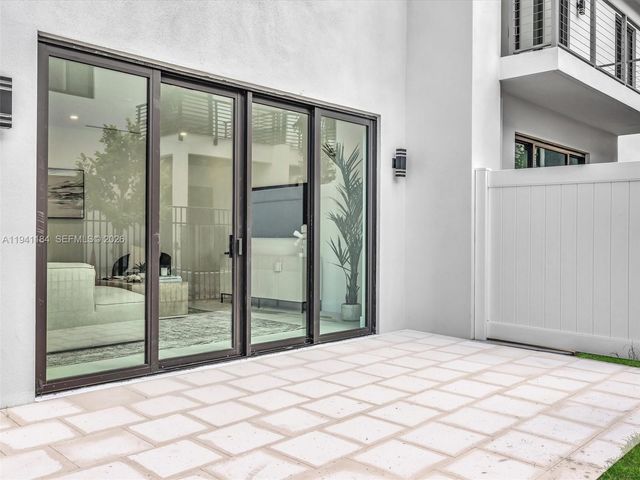 4665 SW 32nd Ave B1, Dania Beach, FL 33312