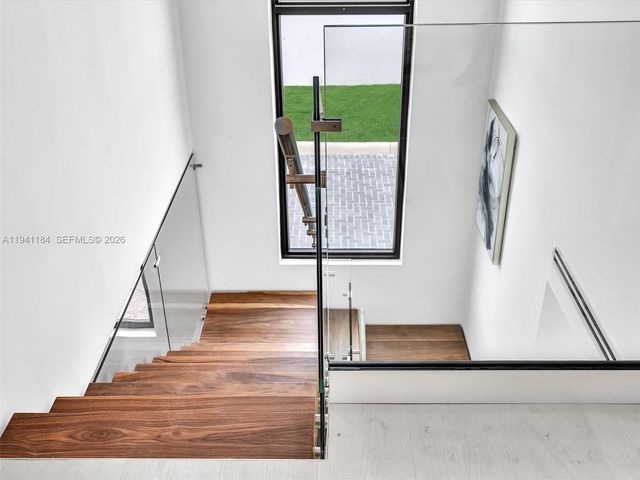 4665 SW 32nd Ave B1, Dania Beach, FL 33312