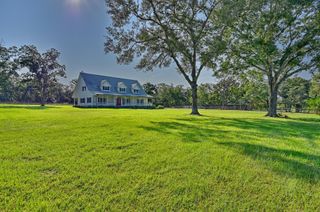 609 Piney Creek Road, Bellville, TX 77418