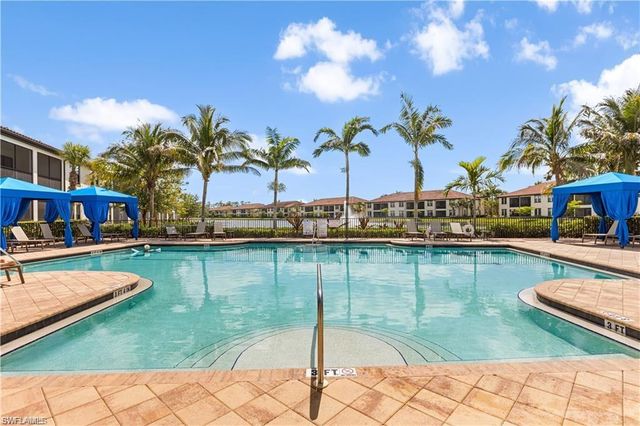 15181 Butler Lake DR 6, Naples, FL 34109