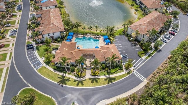 15181 Butler Lake DR 6, Naples, FL 34109