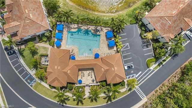 15181 Butler Lake DR 6, Naples, FL 34109