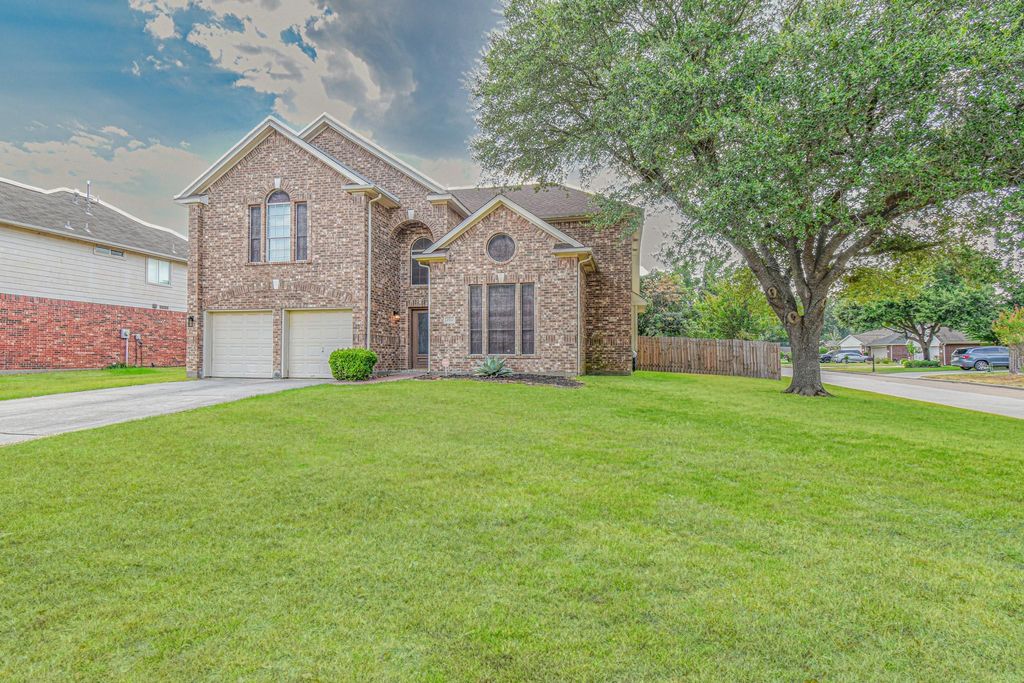 30611 Country Meadows Drive, Tomball, TX 77375