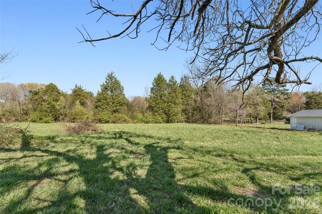 2089 Gastonia Highway, Lincolnton, NC 28092