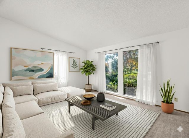 3006 S Vintage Street, Visalia, CA 93277