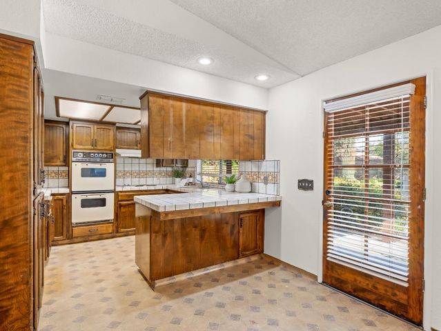 3006 S Vintage Street, Visalia, CA 93277