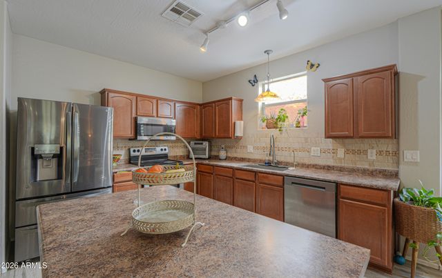 45665 W GUILDER Avenue, Maricopa, AZ 85139