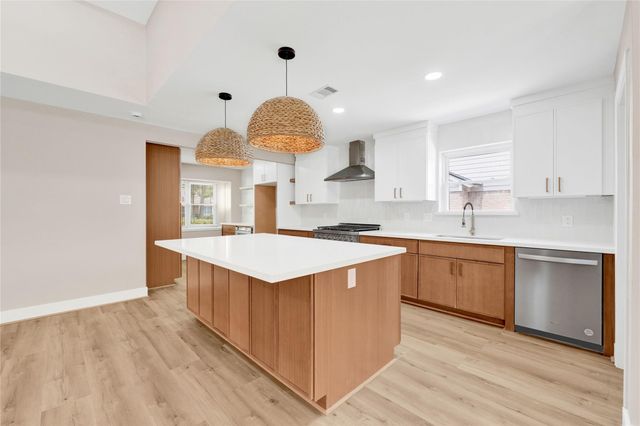 2418 Lexford Lane, Houston, TX 77080