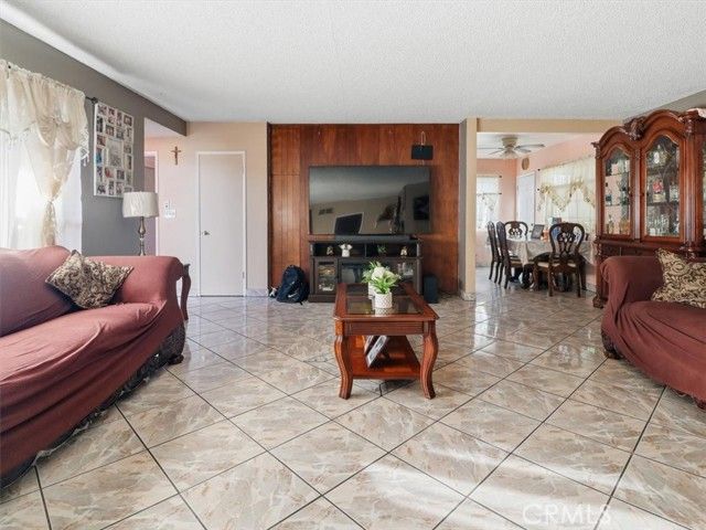 12071 Acacia, Garden Grove, CA 92840